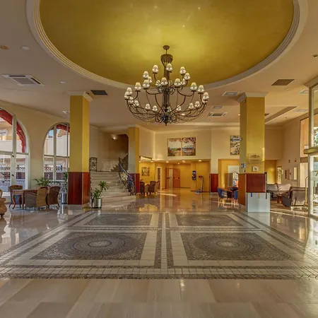 Hotel Ohtels La Hacienda 4*