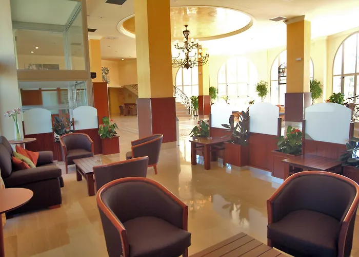 호텔 Ohtels La Hacienda 라피네다