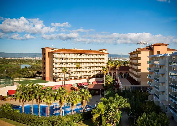 호텔 Ohtels La Hacienda 라피네다