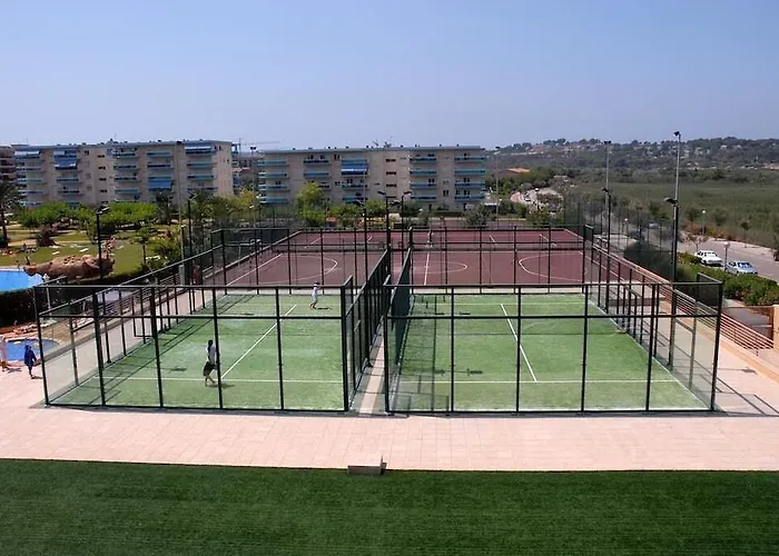 호텔 Ohtels La Hacienda 라피네다