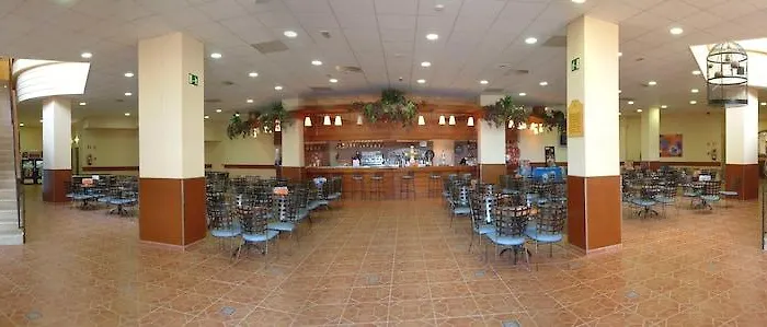 Ohtels La Hacienda 호텔